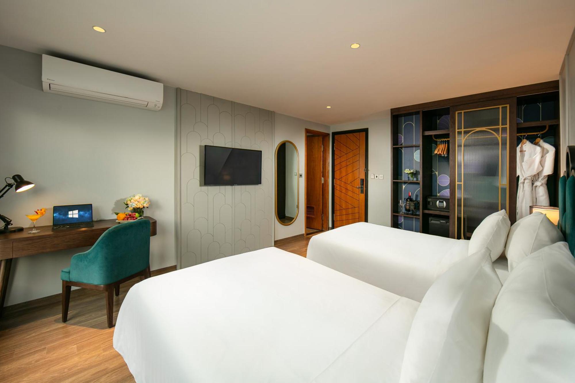 May De Ville Lakeside Hotel Hanoj Exteriér fotografie Deluxe Room